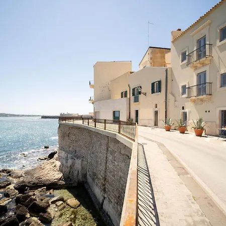 Il Dammuso Di Ortigia - Lovely Sea View * シラクーサ